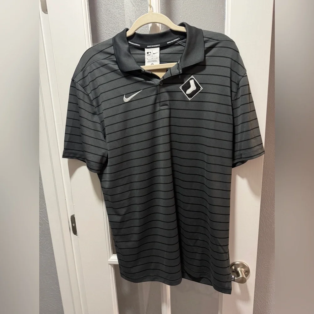 NWT Nike Men's White Sox Charcoal Striped Polo Shirt - Picture 5 of 7